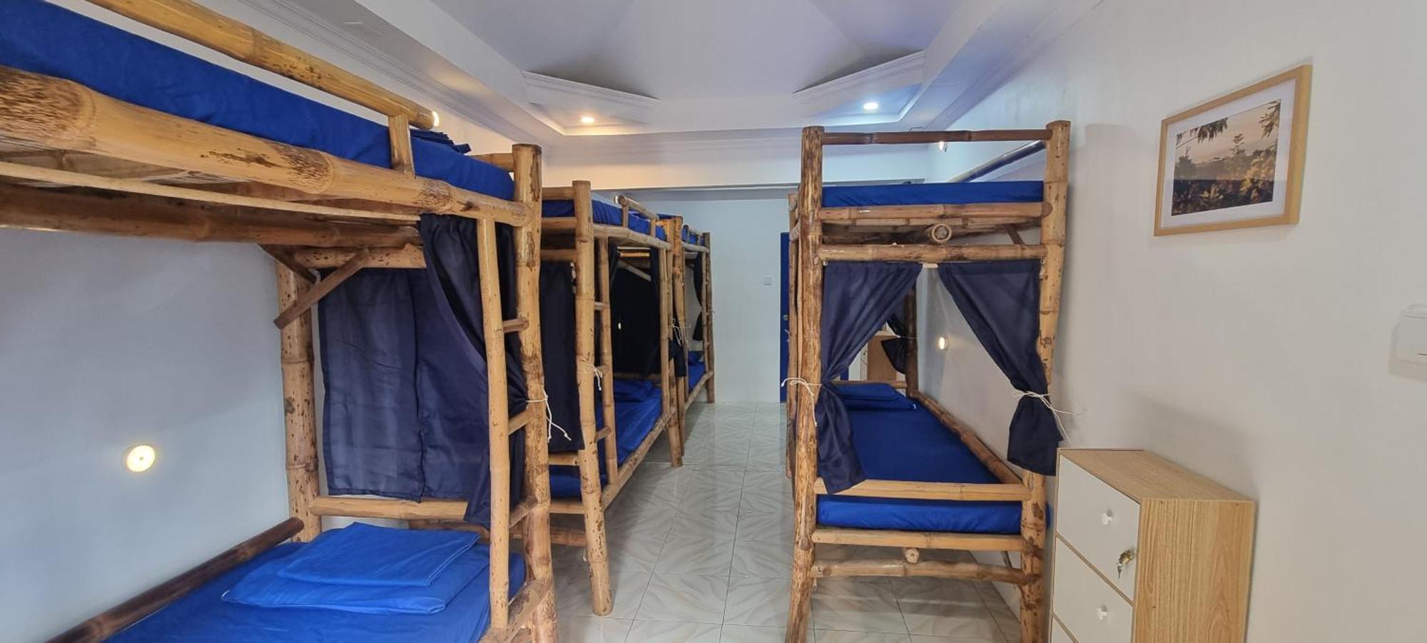 Blue House Backpackers Siquijor Hostel San Juan  Buitenkant foto